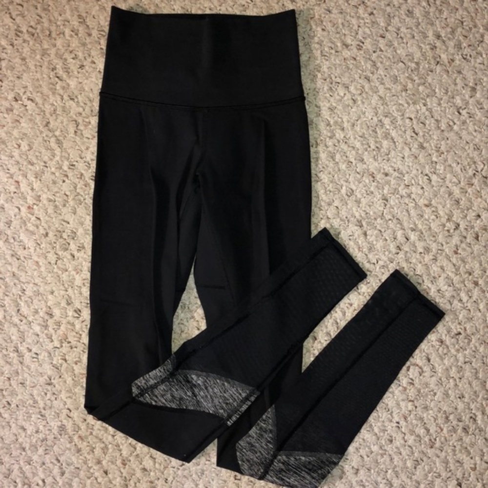 Lululemon black and grey mesh leggings